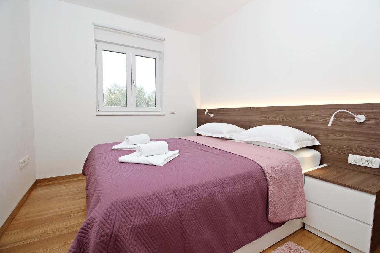 Blue Lagoon Apartments Zadar Bagian luar foto
