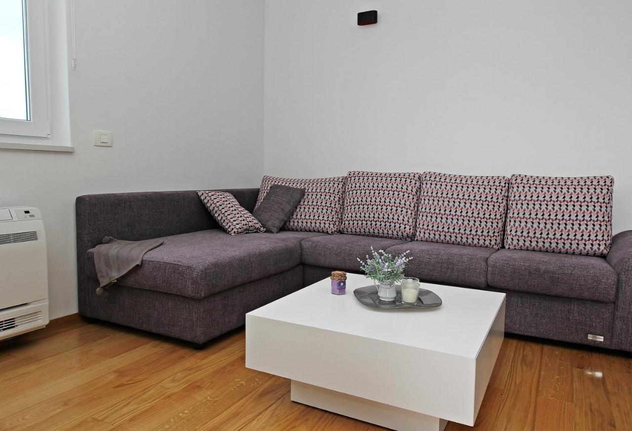 Blue Lagoon Apartments Zadar Bagian luar foto