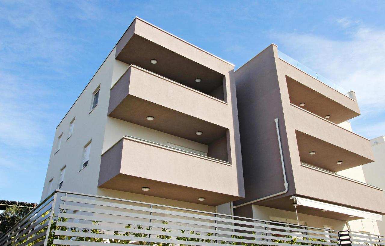 Blue Lagoon Apartments Zadar Bagian luar foto