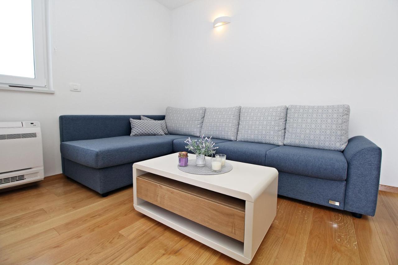 Blue Lagoon Apartments Zadar Bagian luar foto