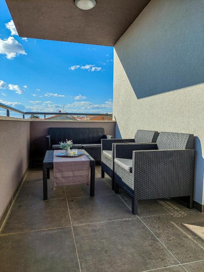 Blue Lagoon Apartments Zadar Bagian luar foto